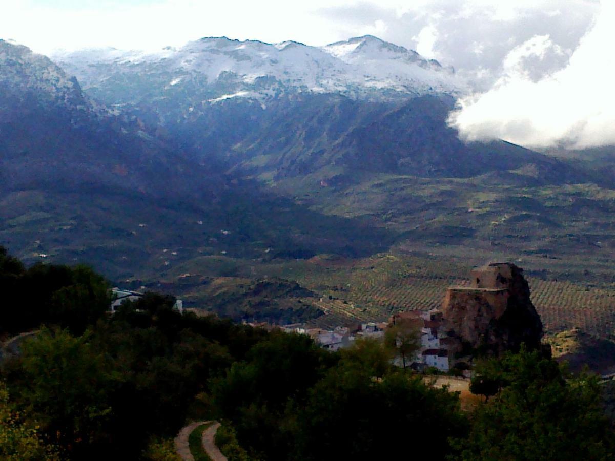 Alojamiento Rural El Agueelo Huelma Dış mekan fotoğraf