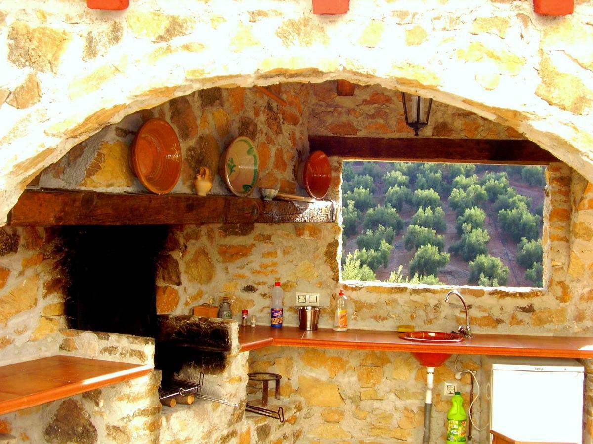Alojamiento Rural El Agueelo Huelma Dış mekan fotoğraf